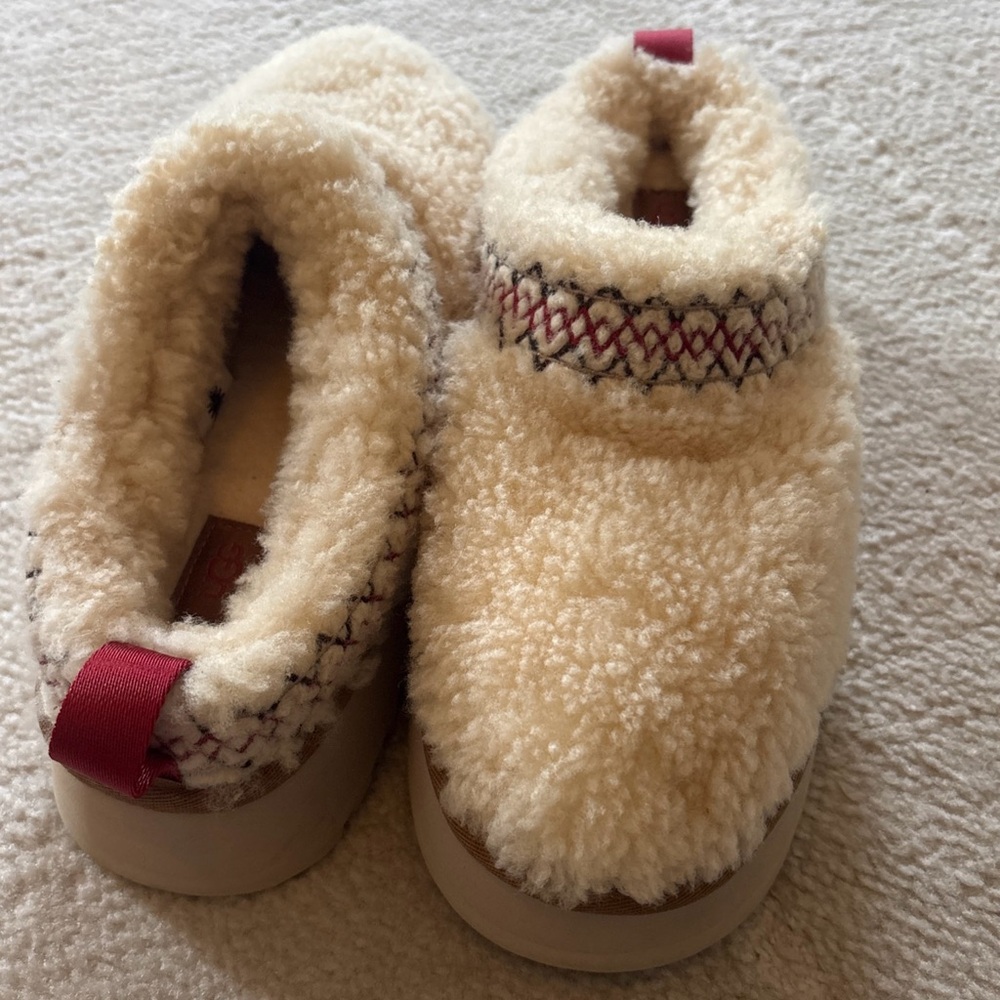 UGG Tan Tazz braided Slippers - Picture 2 of 7